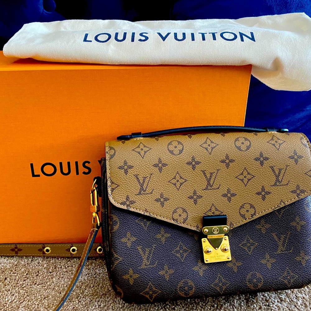 Louis Vuitton Pochette Métis